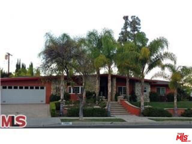Property Photo:  24301 Aetna St  CA 91367 