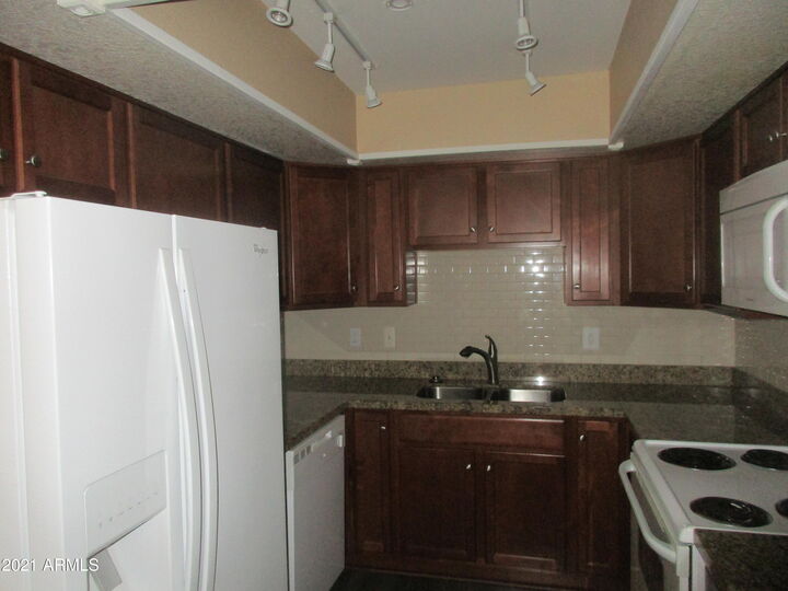 Property Photo: 1340 N Recker Road 330 AZ 85205