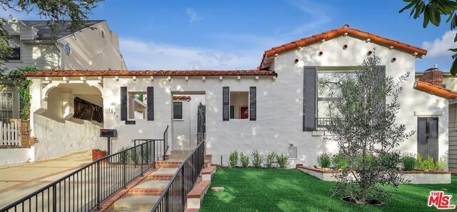 Property Photo: 1316 Thayer Ave CA 90024