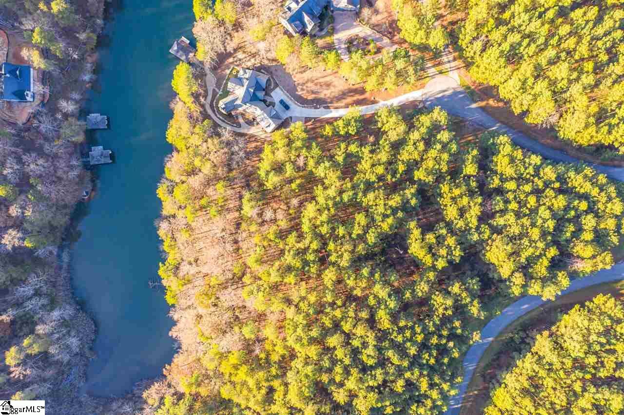 Property Photo: 11 Governor Glen Court SC 29685