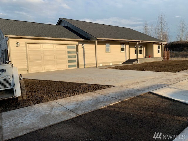 Property Photo:  1302 Night Hawk Wy  WA 98247 