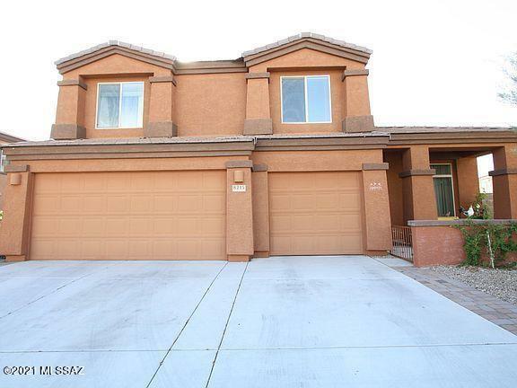 Property Photo: 8215 N Willow Blossom Drive AZ 85741