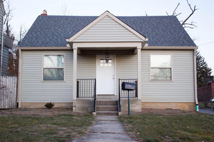 6502 Hedge Ave  Cincinnati OH 45213 photo