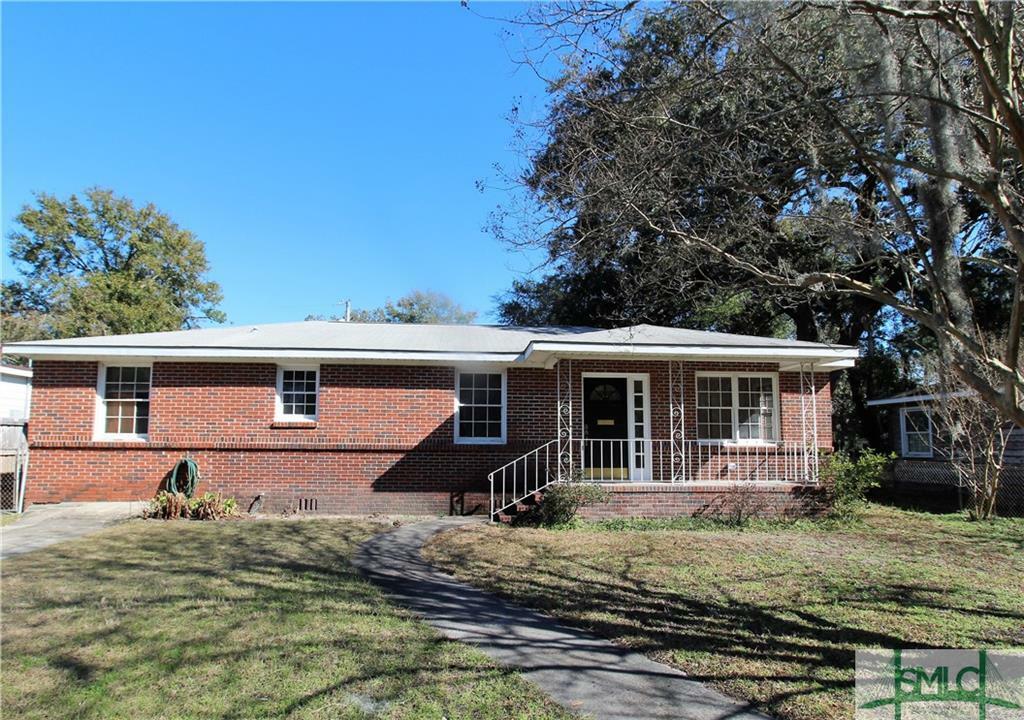 3128 Robertson Avenue  Savannah GA 31404 photo