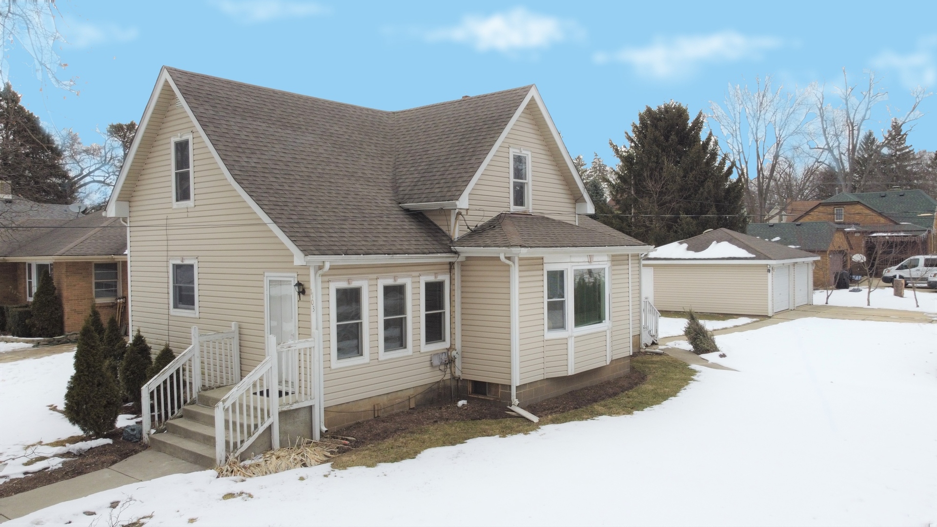 Property Photo:  1103 Bellevue Avenue  IL 60120 