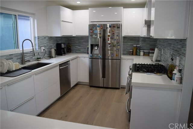 Property Photo: 1747 Armour Lane CA 90278
