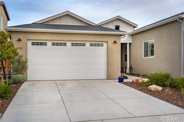 Property Photo:  225 Waterfall Road  CA 93465 