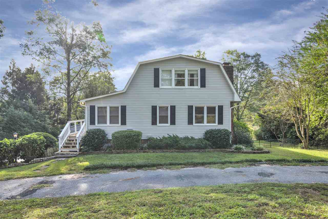 Property Photo:  220 Mansfield Drive  SC 29307 