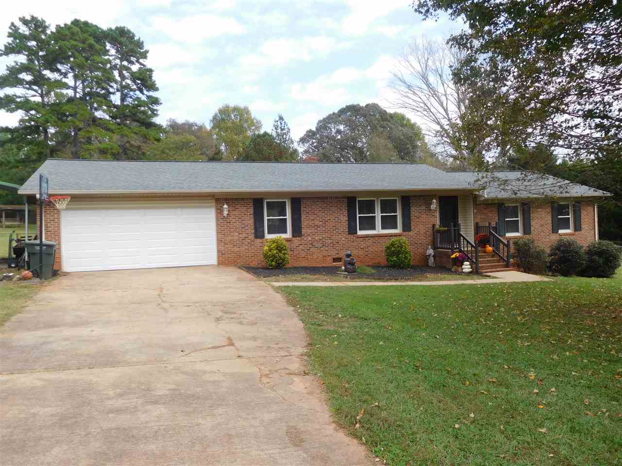 Property Photo:  133 Sandy Lane  SC 29340 