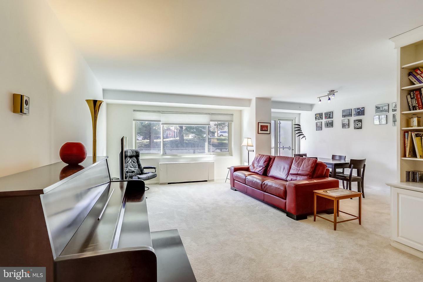 Property Photo: 4201 Cathedral Avenue NW 307W DC 20016