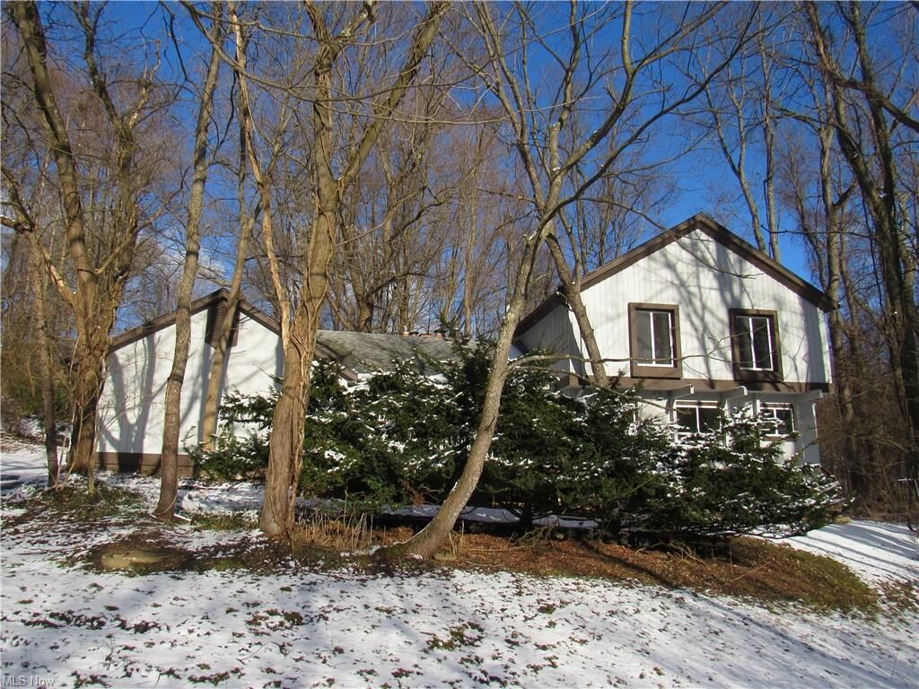 Property Photo: 3826 W Bath Road OH 44333