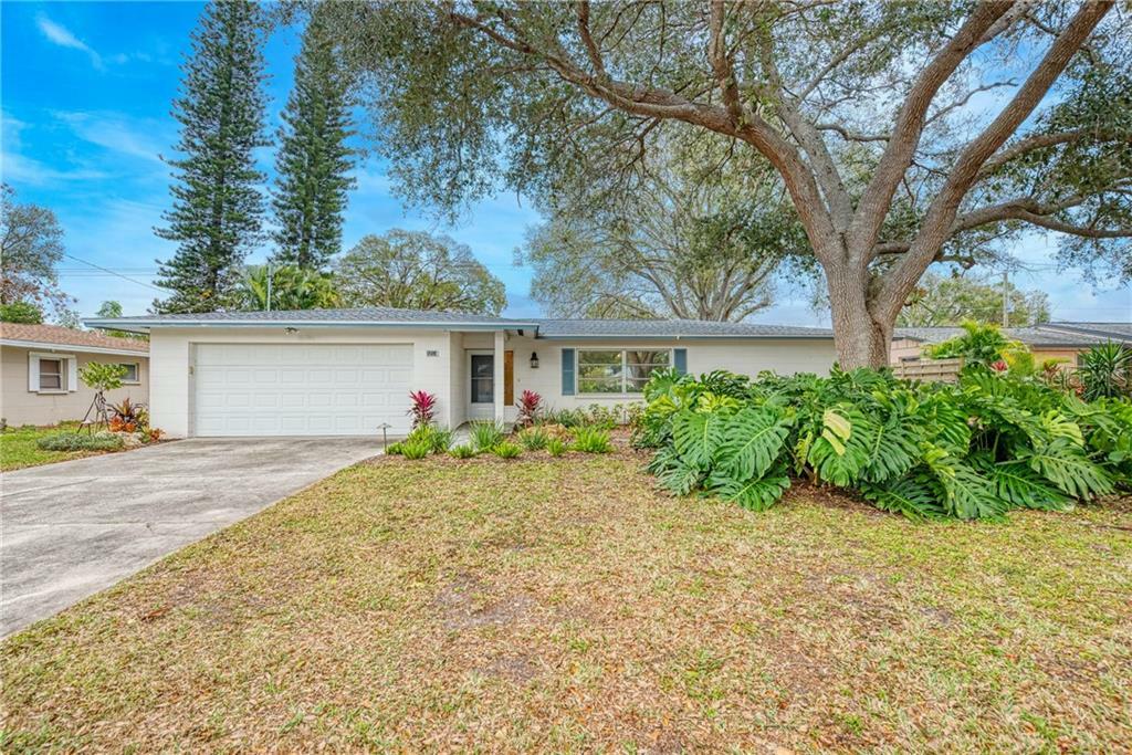 Property Photo:  3255 S Lockwood Ridge Road  FL 34239 