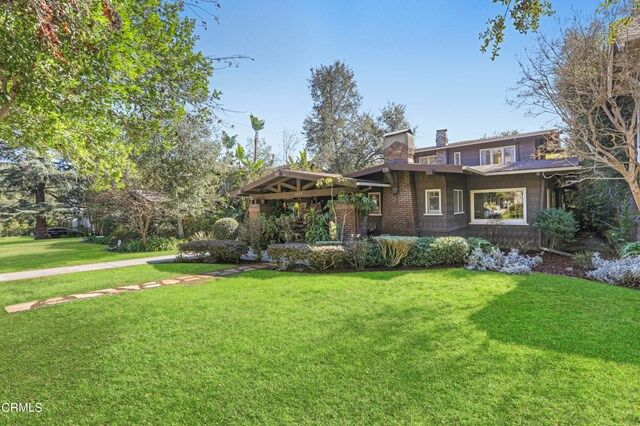 Property Photo:  2039 Edgewood Drive  CA 91030 