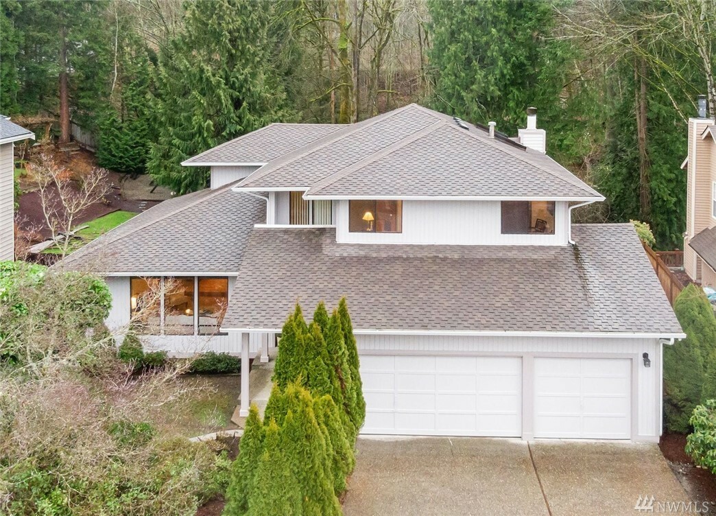 Property Photo:  6312 151st Ave SE  WA 98006 