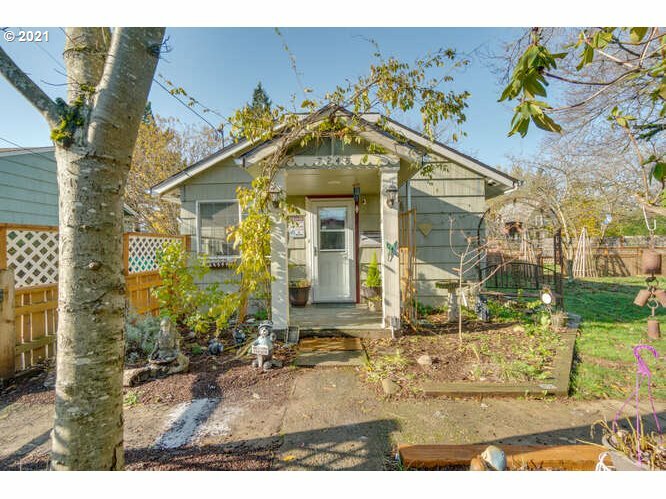 7245 SE 65th Ave  Portland OR 97206 photo