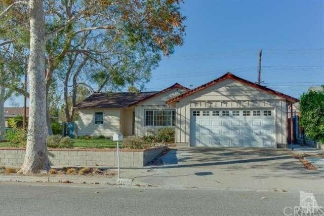 Property Photo:  4109 Angela Street  CA 93063 