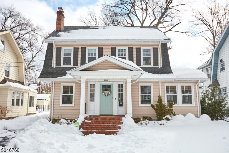 Property Photo:  10 Bowdoin St  NJ 07040 