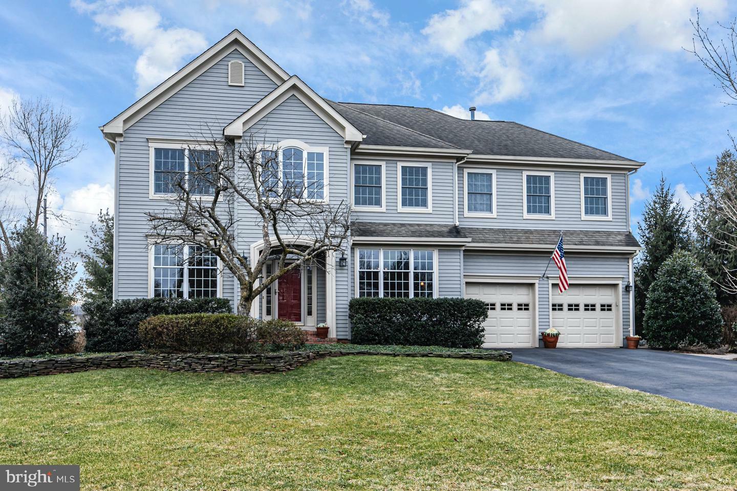 Property Photo:  9 Innisbrook Road  NJ 08558 