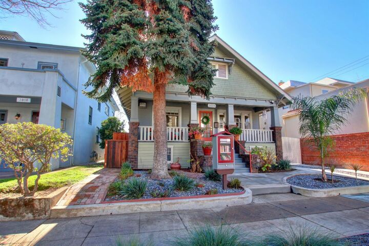 3004 I Street  Sacramento CA 95816 photo