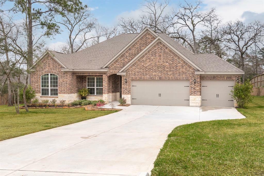 Property Photo: 144 Magnolia Reserve Loop TX 77354