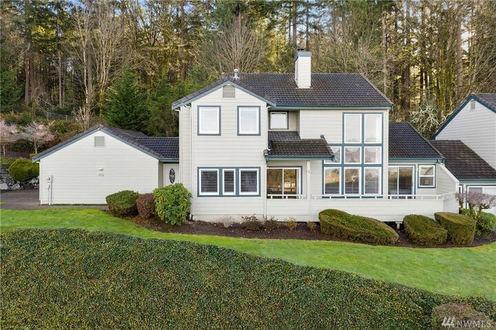 150 Cormorant Dr  Steilacoom WA 98388 photo