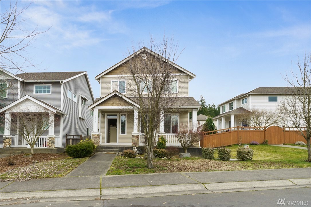 Property Photo: 18123 97th Ave E WA 98375
