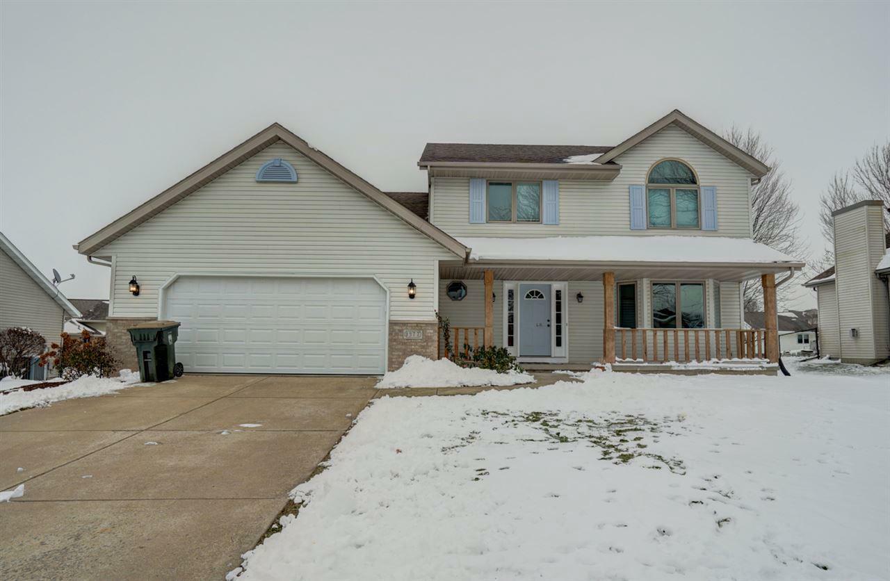 Property Photo:  1377 Pinnacle Cir  WI 53590 