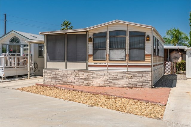 Property Photo:  1295 S Cawston Avenue 295  CA 92545 