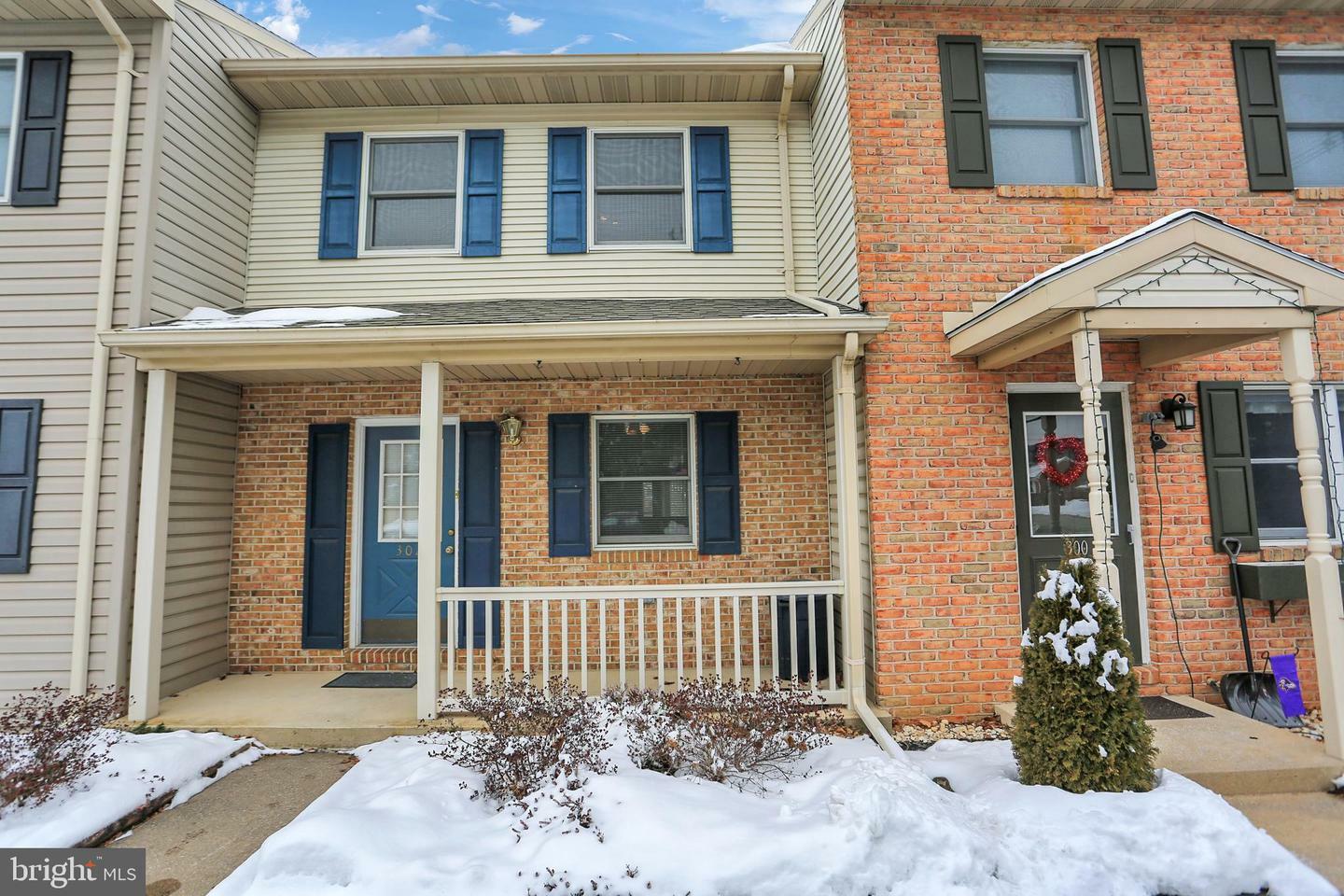 Property Photo: 302 Verdier Street PA 17237