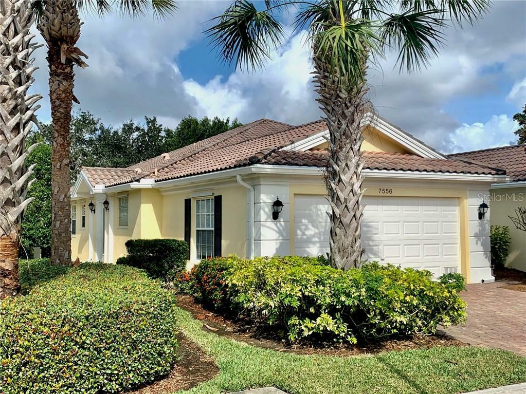 Property Photo:  7556 Pesaro Drive  FL 34238 