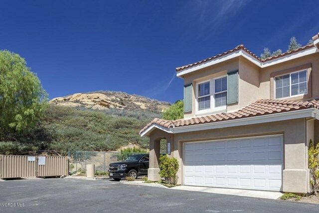 Property Photo:  587 Fenwick Way D  CA 93065 