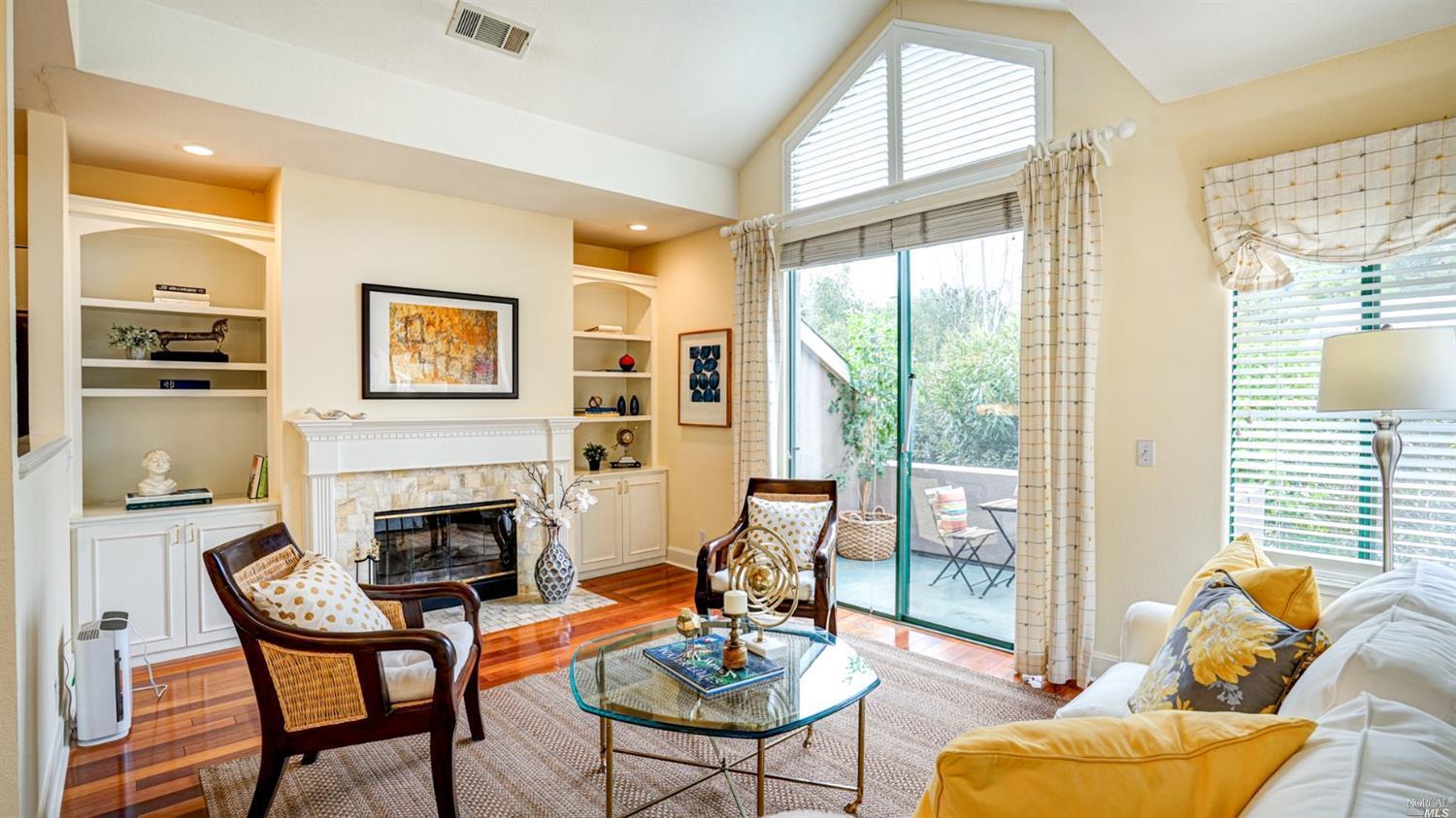 Property Photo:  37 Ross Avenue 7  CA 94960 