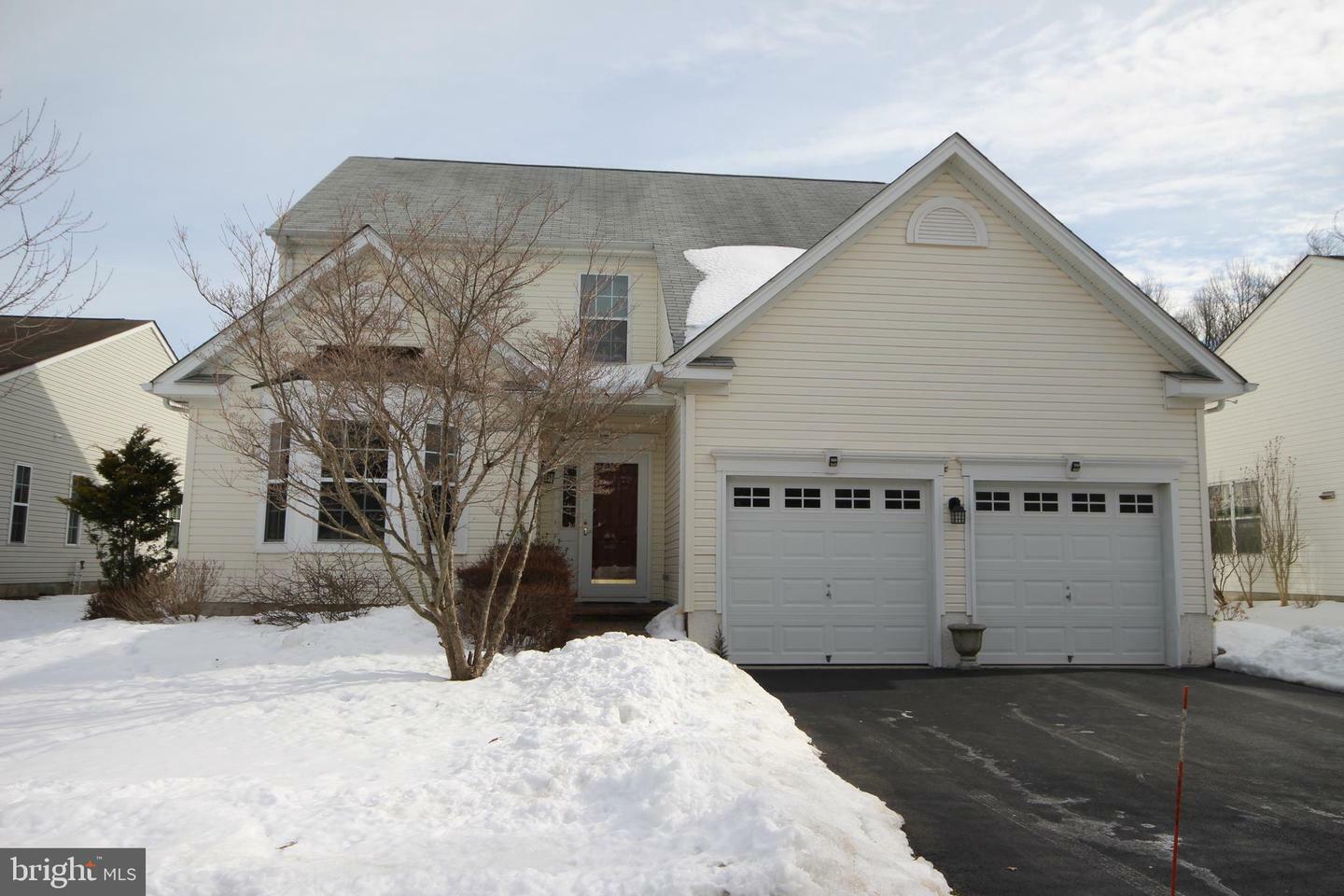 Property Photo:  25 Lexington Drive  NJ 08534 