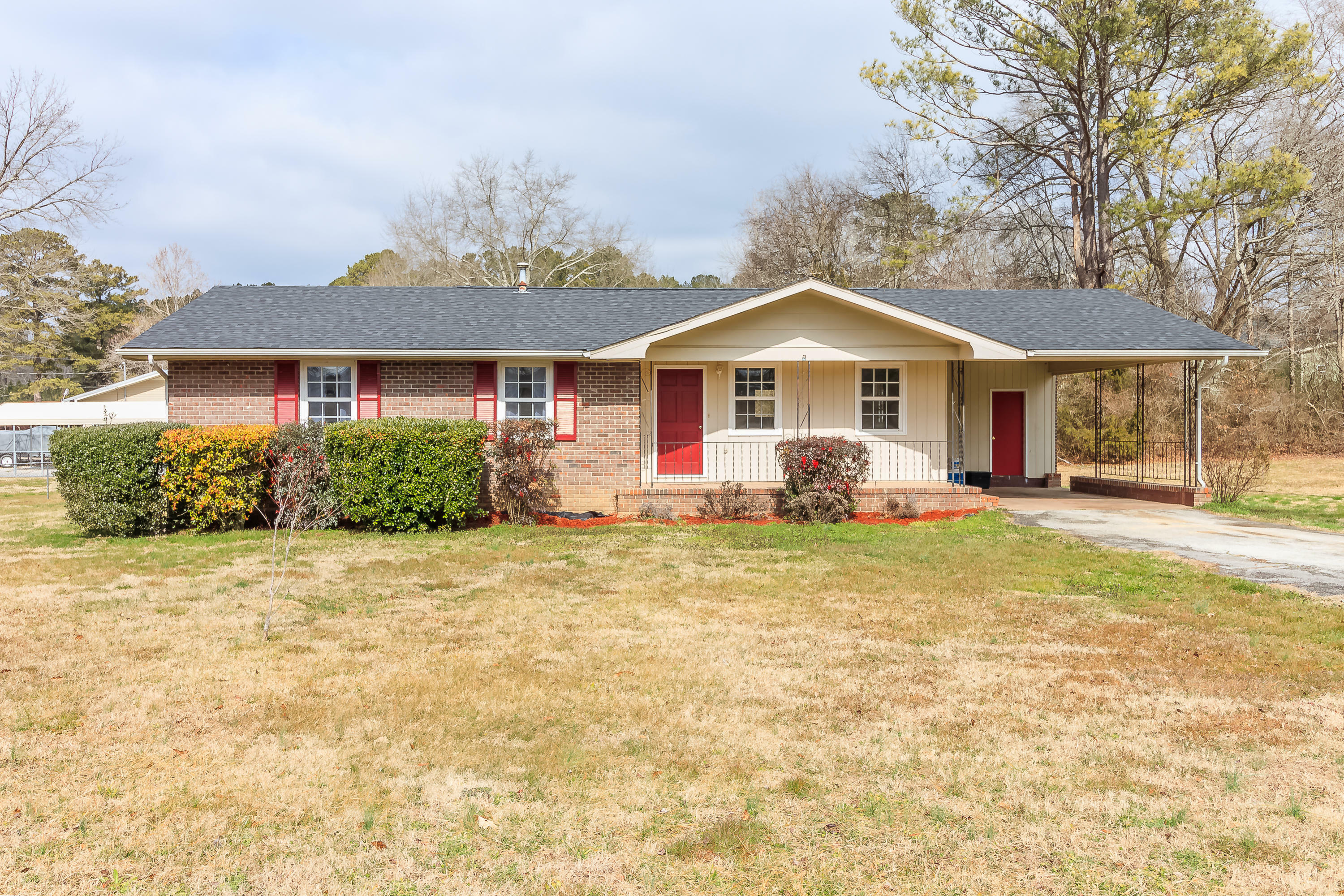 Property Photo:  104 Johnson St  GA 30728 