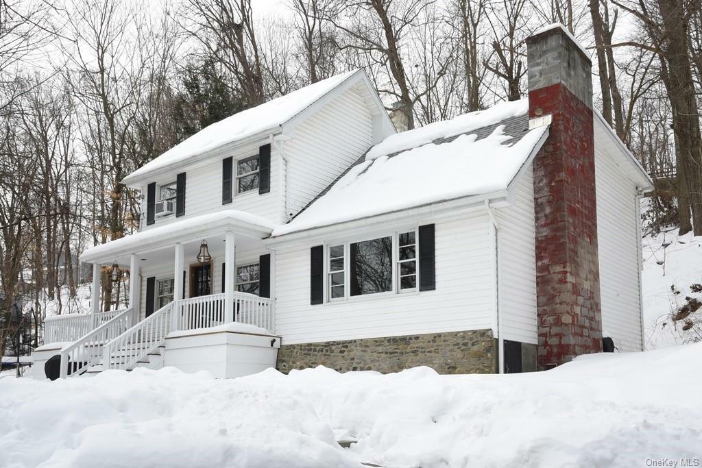 Property Photo:  13 Lakeport Drive  NY 12563 