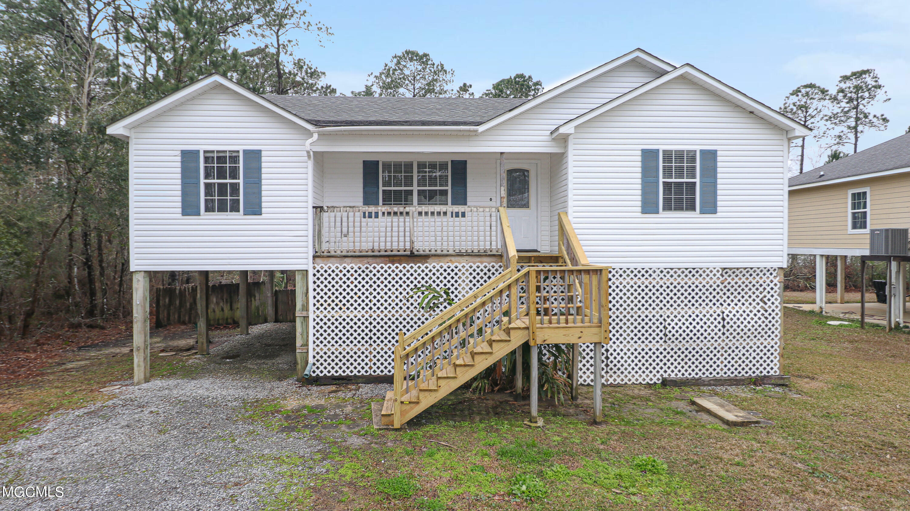 Property Photo: 115 Poinsetta Loop MS 39571
