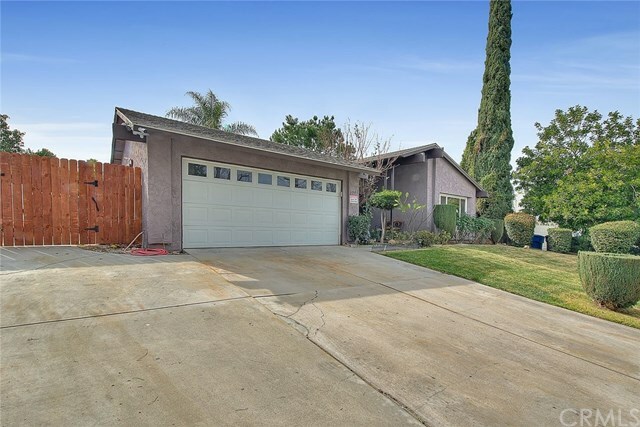 Property Photo: 2742 Gleason Court CA 92506