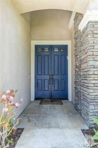 Property Photo:  734 Roosevelt Court  CA 93065 