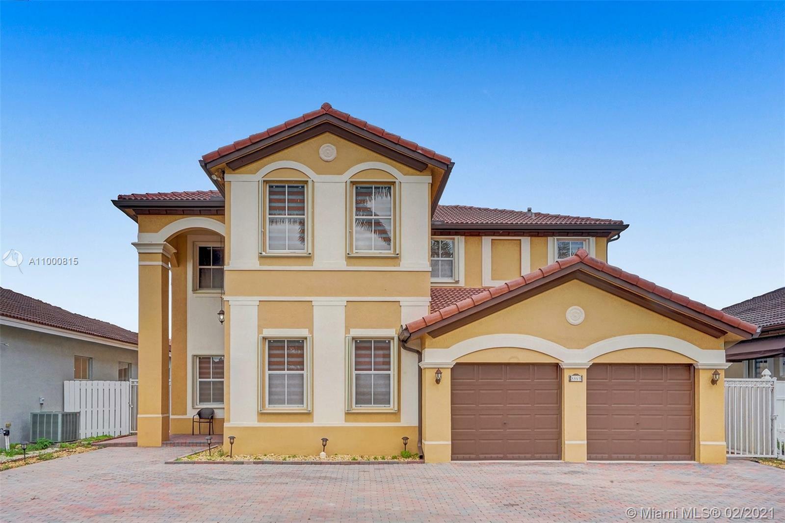 Property Photo:  8869 NW 179th Ln  FL 33018 