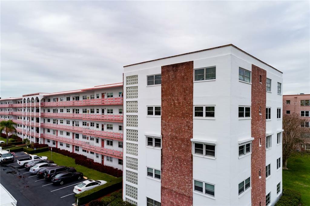 Property Photo: 5501 80th Street N 316 FL 33709
