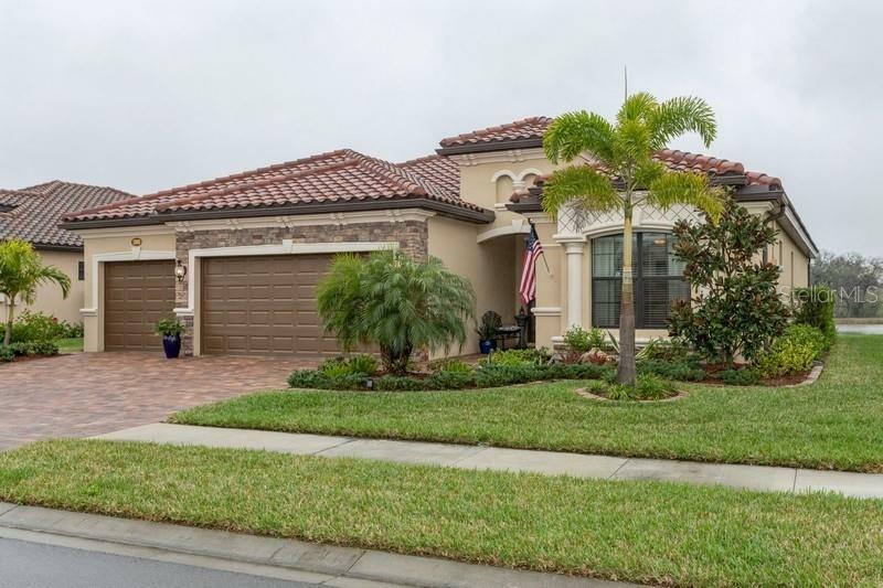 Property Photo: 13603 Vancanza Drive FL 34293