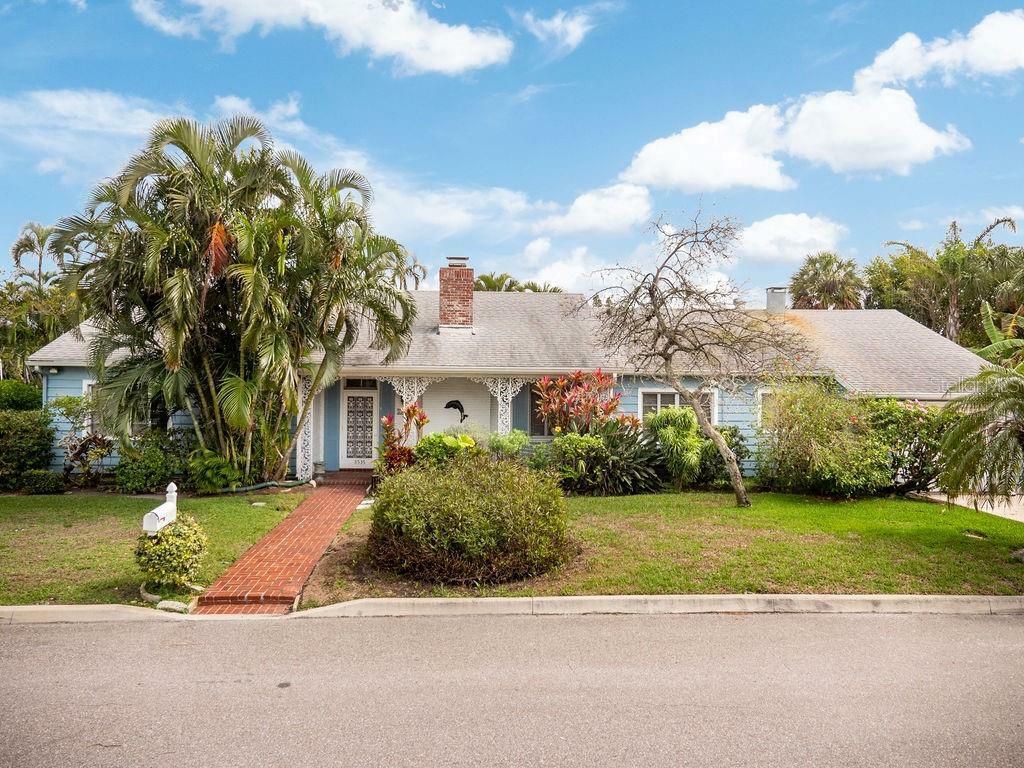 Property Photo:  3535 Belle Vista Drive  FL 33706 