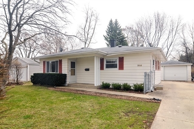 Property Photo:  205 Albert Terrace  IL 60090 