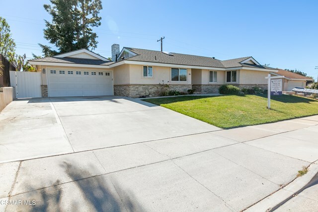 Property Photo:  56 Teasdale Street  CA 91360 