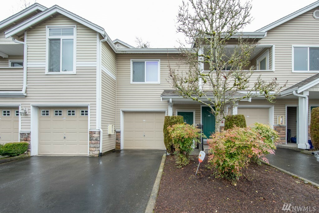 Property Photo:  15806 18th Ave W D202  WA 98087 