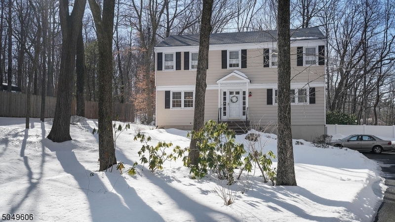 Property Photo:  77 Hillcrest Rd  NJ 07059 
