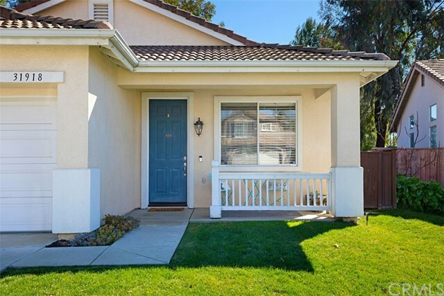 Property Photo:  31918 Calle Ballentine  CA 92592 