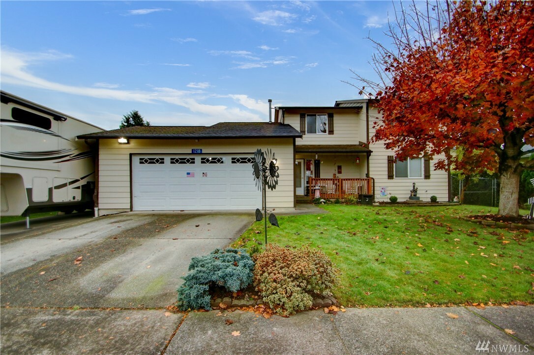 Property Photo:  1218 Crystal Lane  WA 98233 