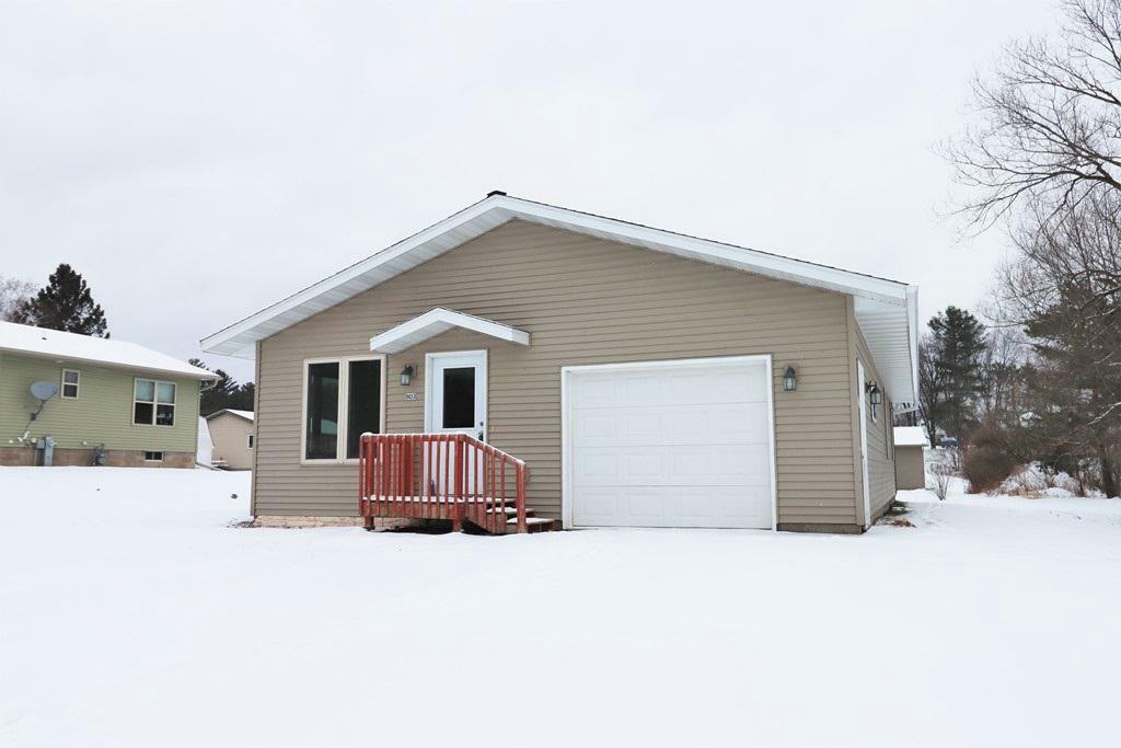 Property Photo:  803 Royal Street  WI 54452 