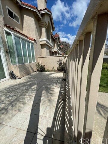 Property Photo: 600 Kingswood Lane G CA 93065